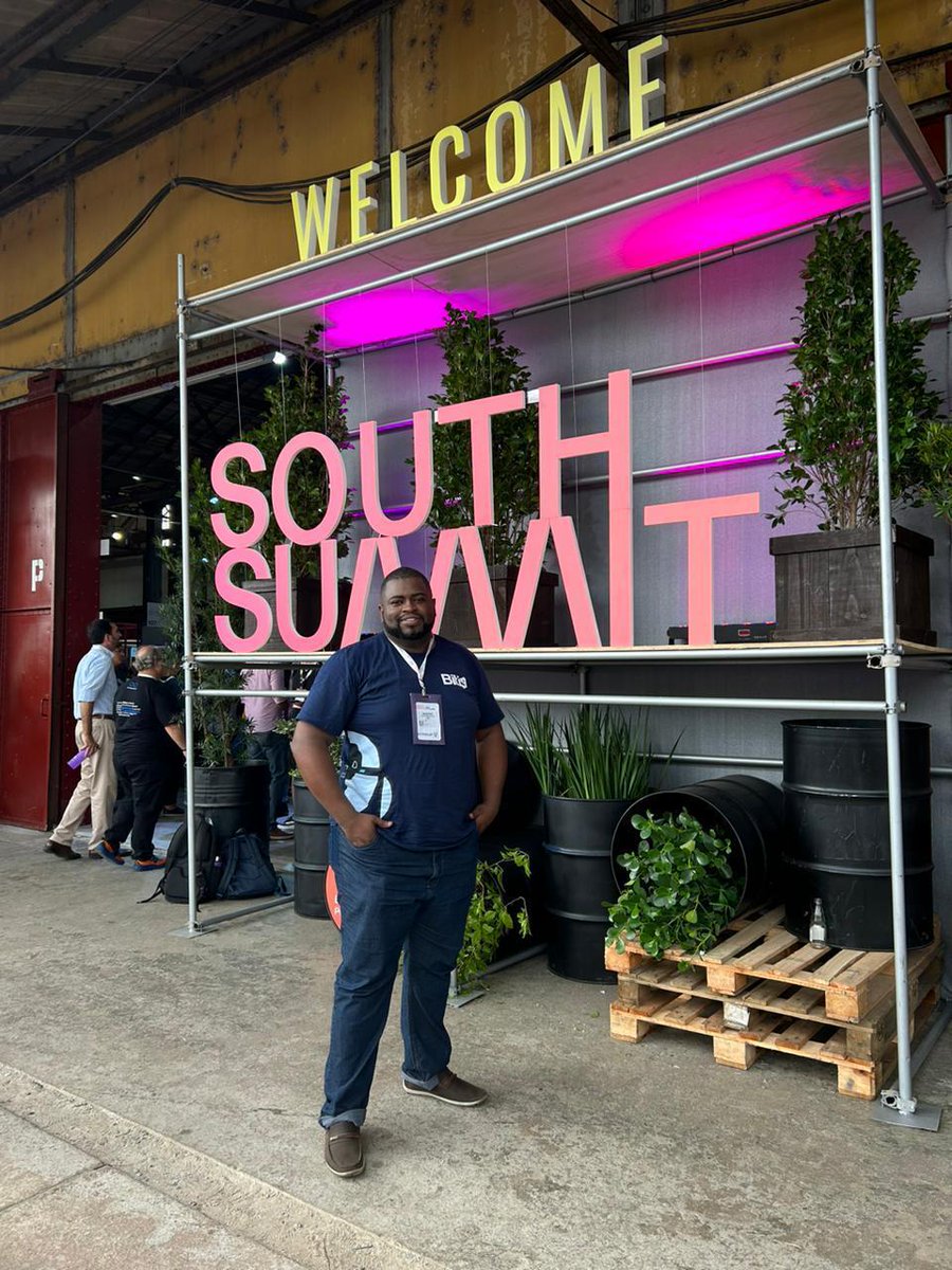 BusinessITi9's tweet photo. O primeiro dia do evento já foi incrível, cheio de palestras inspiradas e conexões valiosas. Mas sabemos que ainda temos muito mais pela frente. 

Não podemos esperar para compartilhar mais esta experiência com vocês!

#southsummitbrasil #tecnologia #Biti9 #adote1robo #RPA https://t.co/79V2QeUkBm