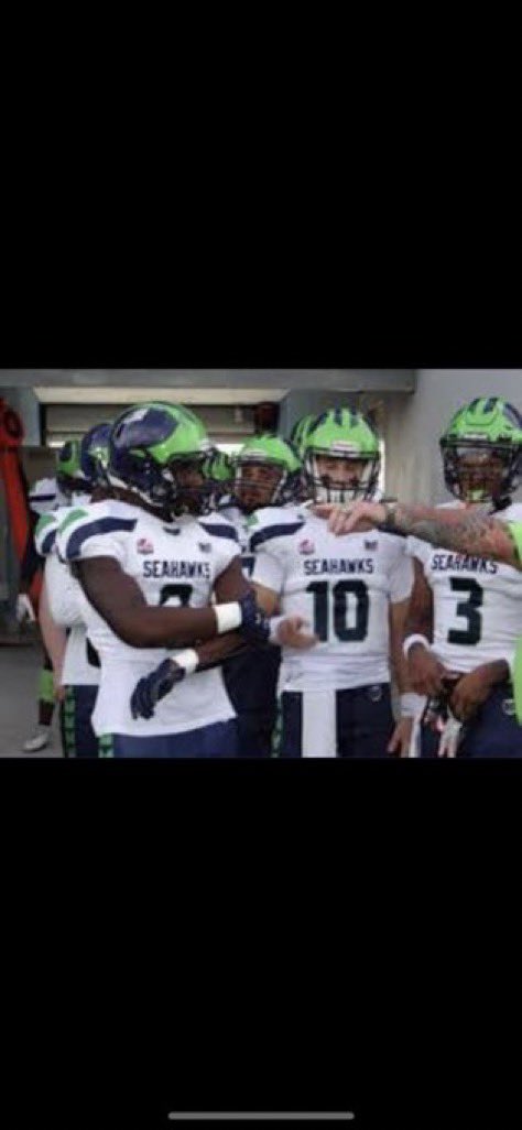 DJNewsome2's tweet photo. Blessed to receive my 4th offer from  SW FL PREP TECH! @coachcurtis42 https://t.co/oYPDdEi8pl