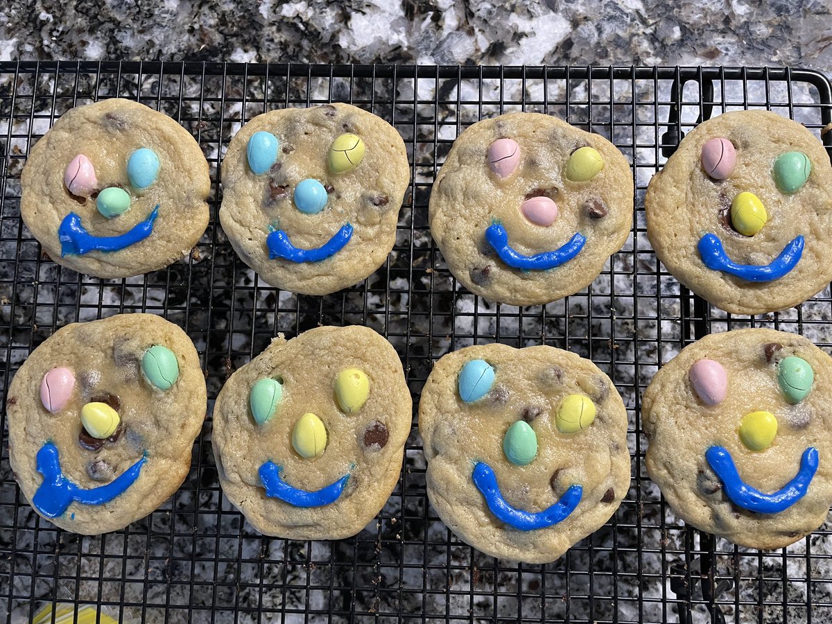 Monster cookies are ready to gobble up the bake sale tomorrow <a href="/DiamondTrailPS/">💎Diamond Trail Public School🐉</a> <a href="/MrsBridgemanDTR/">Nancy Bridgeman</a>