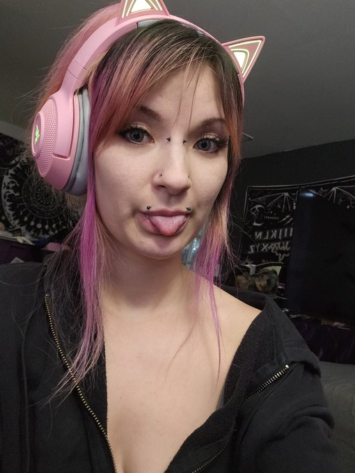 Join me! https://t.co/3h5QnXvBcI https://t.co/74MXyVHpHR