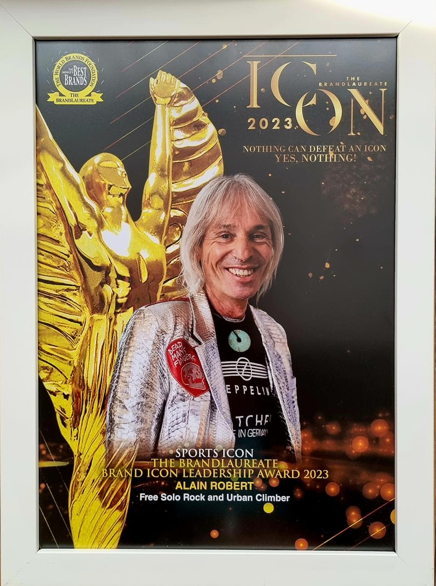 frenchspiderman's tweet photo. Awards Sports Icon 2023 The Brandlaureate leadership Kuala Lumpur 20 March 2023
#alainrobert #motivationalspeaker #inspirationallife #publicspeaking #asiaconference #seoulconference #asiaseminar #athlete #kualalumpur https://t.co/5v3HblLcM6