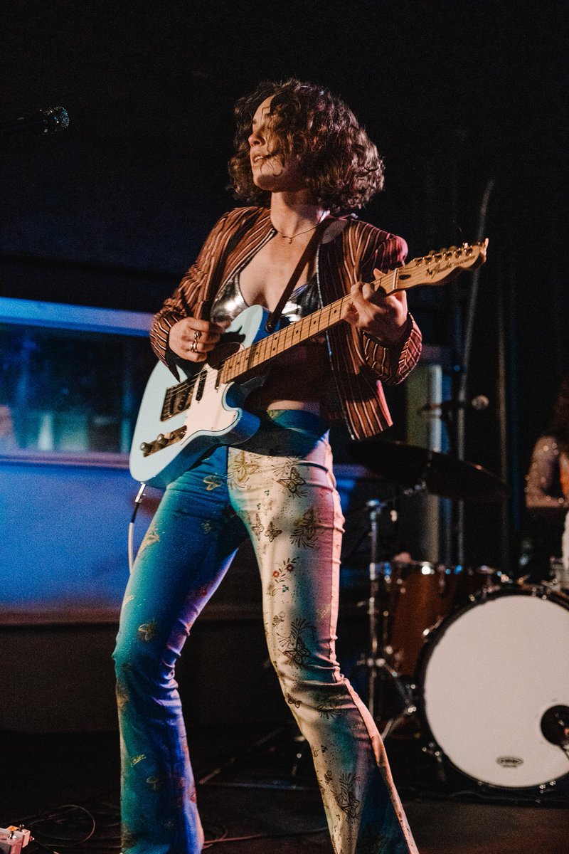 bummerbrews's tweet photo. check out these stunning shots of @Zelladay live in columbus last friday ✨ the full gallery by @April_Mast is now up on our site! 

https://t.co/R7j6knII53 https://t.co/LVMTxVZn6O