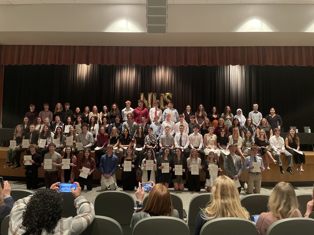 Congratulations to the NAHS 2023 National Honor Society Inductees!