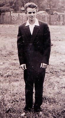 bettigefecht's tweet photo. #LimerickRhyme
March 30 #teasingly_jest

I think my dad in his 20s was adorably cute
with his James Dean hair, smiling there in his suit.
People still #teasingly #jest a lot
that in his 80s he's still seriously hot.
However,  moustaches do NOT have a fashion reboot.
🥸🙄🥰 https://t.co/h8cn7c4Krx