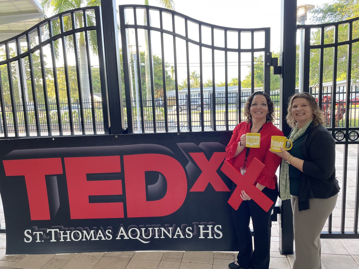 adriennezarn's tweet photo. Sisters Dr. Erin Williams, Director and Adrienne Zarn, Keynote Speaker In Fort Lauderdale, Florida at this week’s TEDx event  at St. Thomas Aquinas High School #sundaytoday #sundaytodaywithwilliegeist https://t.co/owE48STvL8