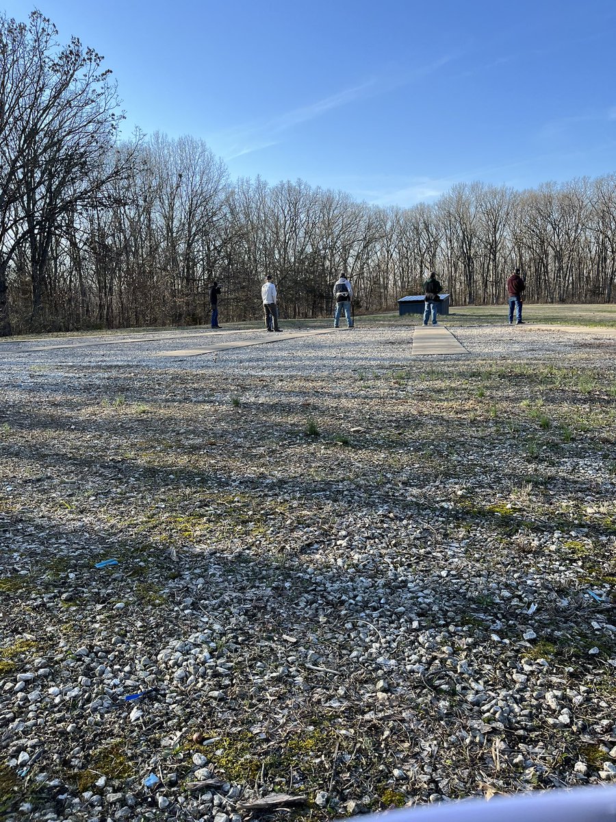 mcoleary4's tweet photo. First trap practice of the season! https://t.co/9PyoNJn2VR