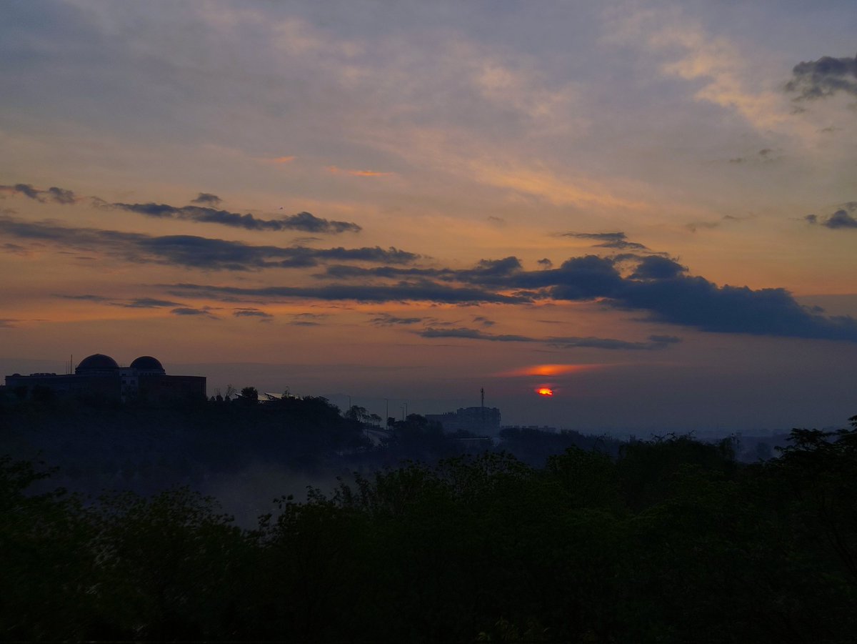 _Sammmmm1's tweet photo. Sunrises >>> Sunsets
Go Argue with a wall 🙃 https://t.co/Zew15WZz5q