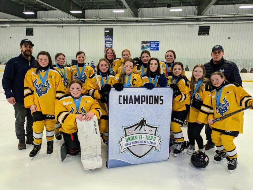FemaleMinor's tweet photo. 🚨🚨🚨Big night for our Gu13 @PmhaWarriors Inferno and Thunder!! Teir 1 and teir 2 Banners are in Paradise once again!!! 🎉🎉What a great night for our girls!! All your hard work and determination has paid off!  Congratulations coaches and girls! What a great season 👏 https://t.co/TY47hUZLam