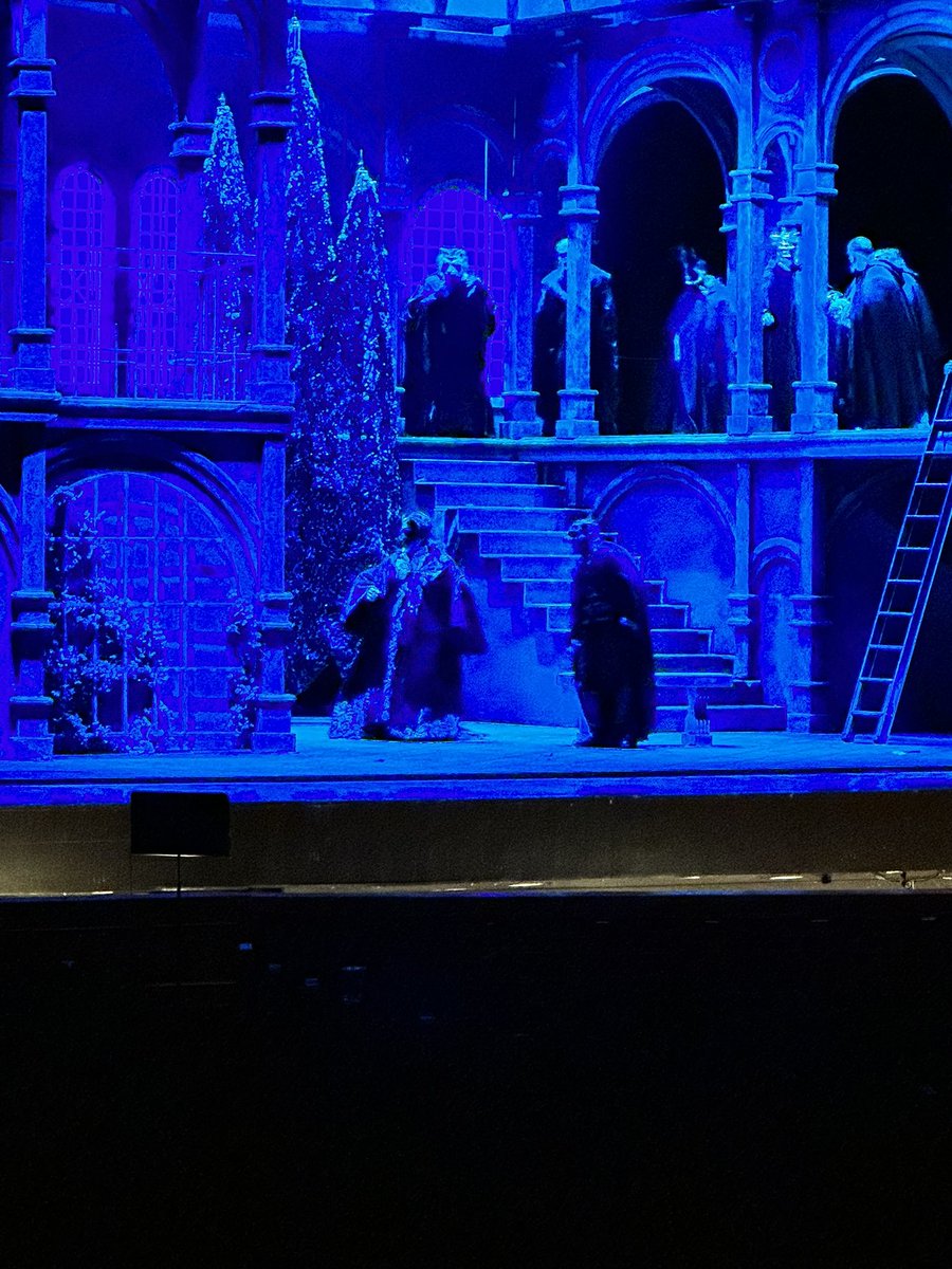 Not them kidnapping Baby girl👀 

#rigolettoOC #makeityours #operacbus #artmakescbus #columbusohio #onlyincbus
#cbusbuslife #asseenincolumbus #meetopera @OperaColumbus