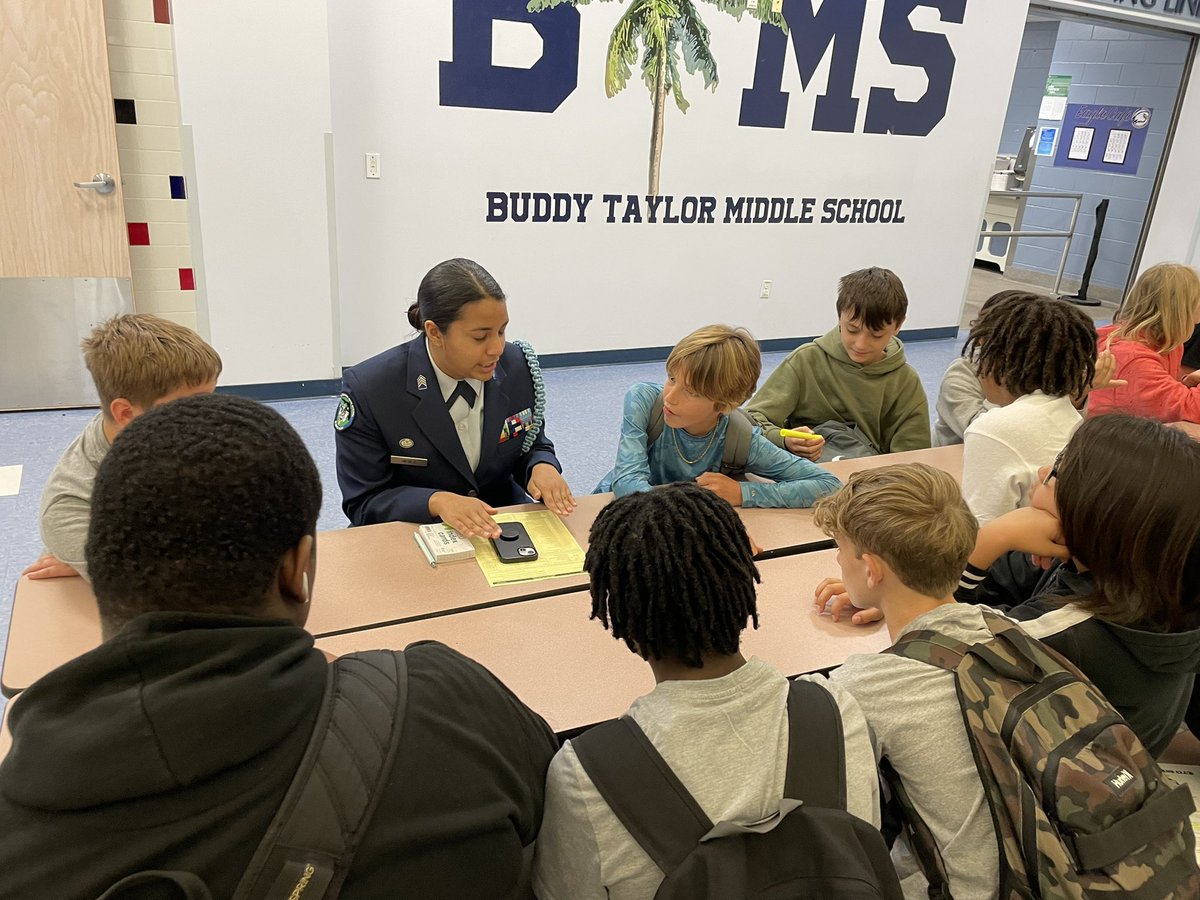 EvanaFretterd's tweet photo. Had a great time today visiting at BTMS with our future Bulldogs. ROTC, @FpcRobotics, @FPCThespians, stage craft, @FpcHOSA @FPCSGA and @FPCFormality all working together to show #WhyFPC @FPCHS @BTMSeagles https://t.co/WYM4mkPWzA