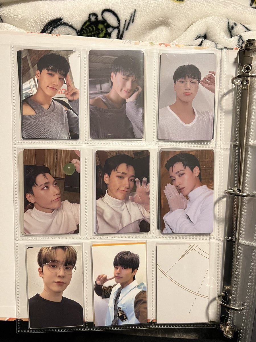 halaziayeo's tweet photo. selling these for 6$ with shipping include, US only!! https://t.co/jjdQqfMAzb