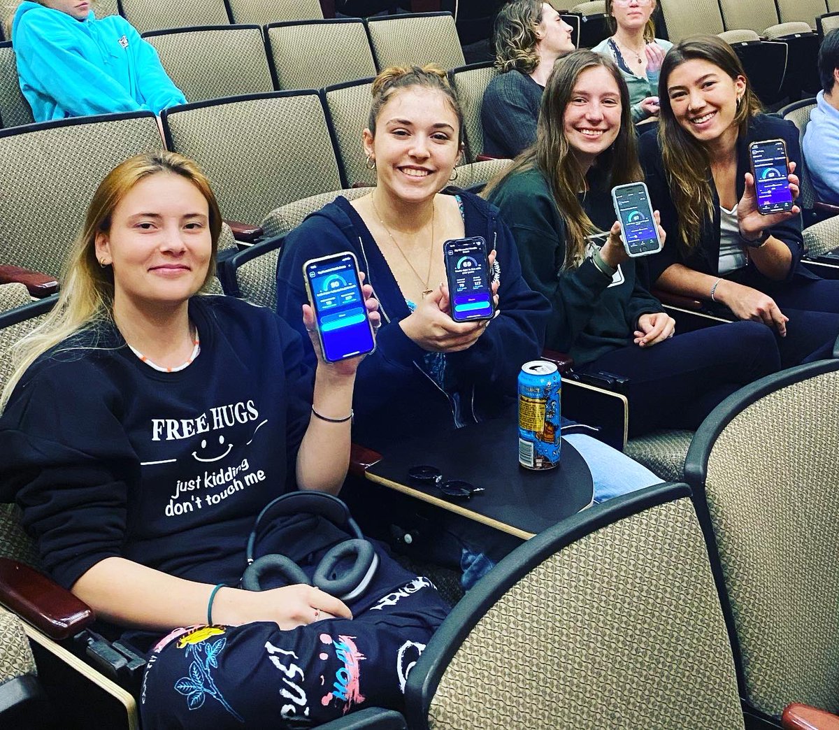 Love seeing Student-Athletes showing off their Ostrich financial health scores!

Special thanks to <a href="/rollinscollege/">Rollins College</a> &amp; <a href="/RollinsSports/">Rollins Sports</a> for inviting us to come speak at the NIL classes the past two weeks. 

The Ostrich team is already looking forward to coming back in the fall! #nil