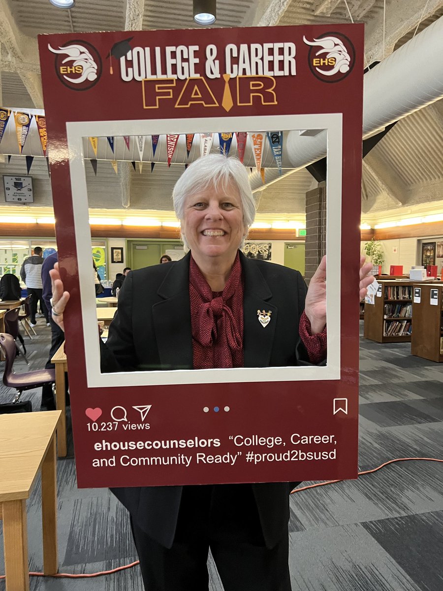 hatchingresults's tweet photo. Look who got to facilitate some professional learning at @StocktonUnified ?! @TrishHatch &amp; @beckybakerlove taught a packed room of administrators and school counselors today. They also loved a photo op in these cool college &amp; career fair frames! #proud2bsusd https://t.co/e5M5o2yFEp