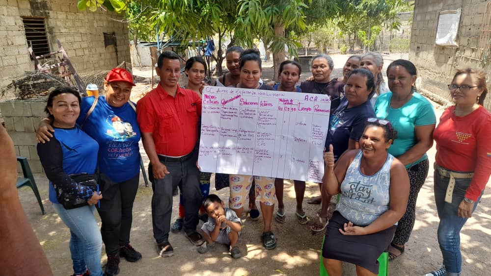 DESDE LA COMUNIDAD AIRES DE ESPERANZAS REVOLUCIONARIA,  ÁMBITO DE LA COMUNA PATRIA QUERIDA, PARROQUIA CALABOZO, MUNICIPIO MIRANDA,  SEGUIMOS ORGANIZANDO NUESTRO PODER POPULAR, SE ORIENTO Y SE PRESENTO EL PLAN ACA
Comuna ONada!
<a href="/jaarreaza/">Jorge Arreaza M</a>
<a href="/josemvasquez/">José Vásquez</a> 
<a href="/emcomunag/">@Emcomunag</a> 
<a href="/soriguarico/">Sori Ramos</a>