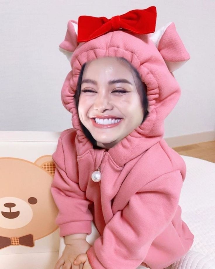 dearEngfa's tweet photo. #DearEngfa you're what I look forward to when I wake up in the morning. A day full of you please 🥰
(คุณคือสิ่งที่ฉันตั้งตารอเมื่อฉันตื่นขึ้นมาในตอนเช้า วันที่เต็มไปด้วยคุณโปรด)
Have a great day!
x love you x
#อิงฟ้ามหาชน #EngfaWaraha @EWaraha https://t.co/a5VAkxDoBU