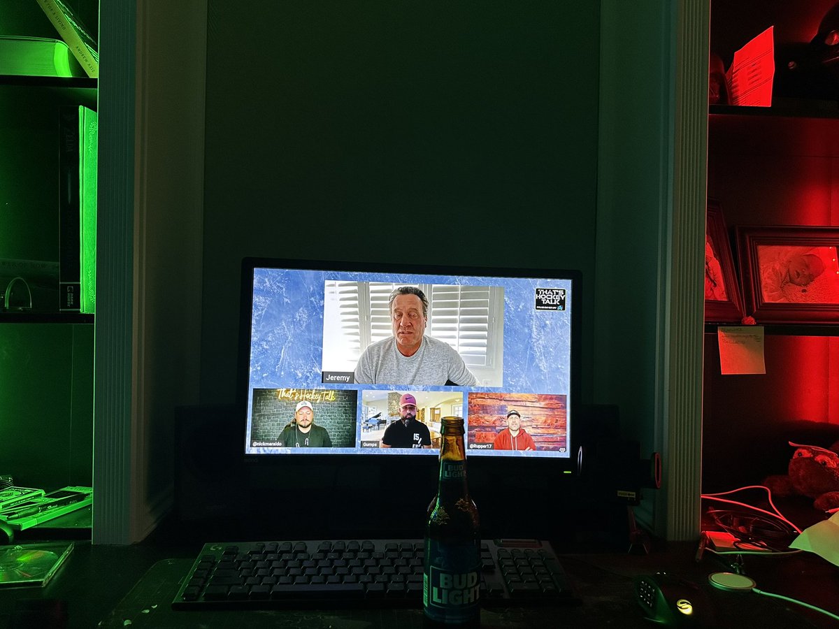 GarrettKahlo's tweet photo. No better way to hear one of the best @Jeremy_Roenick along with @Rupper17 @bubbagumpino @nickmaraldo chat about the good ol days… @ThatsHockeyTalk  keeps pumping out bangers WHADT!!!!! https://t.co/QOLItCGw49