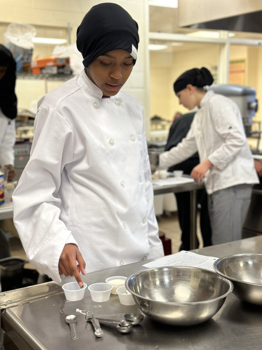 Toni Collie tweet media