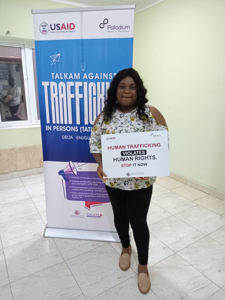 ellachosen's tweet image. I attended a 2-days intensive community champion  training on the fight against human trafficking in Enugu by @devatopafrica Devatop Centre for Africa Development and funded by @USAID.
Always remember that @naptipnigeria  is here to help.
#talkam
#saynototrafficking
#socialworker