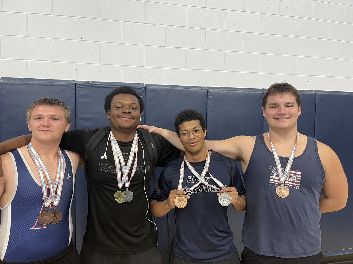Fivay Weightlifting tweet media