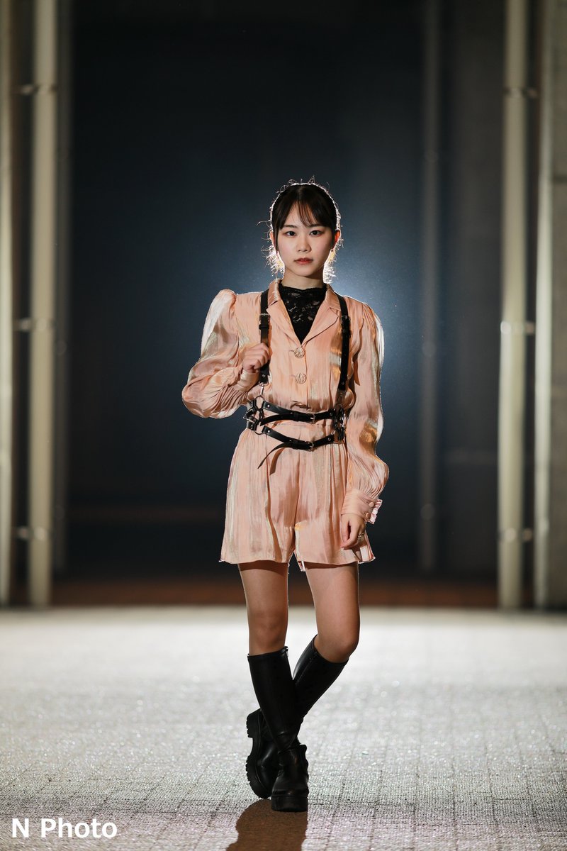 YN1982Photo's tweet photo. 『卒業企画 in 横浜』 ⑯
みみさん(@MiMi_otome77)
2023.3.21

夜の部。
中華街で小休止後、最後の撮影ポイントへ。
第４撮影エリアは日が暮れると人通りも減り、落ち着いて撮影できました。

#卒業
#チェリッシュ撮影会(@cherish_camera) https://t.co/l5RqysHY2M