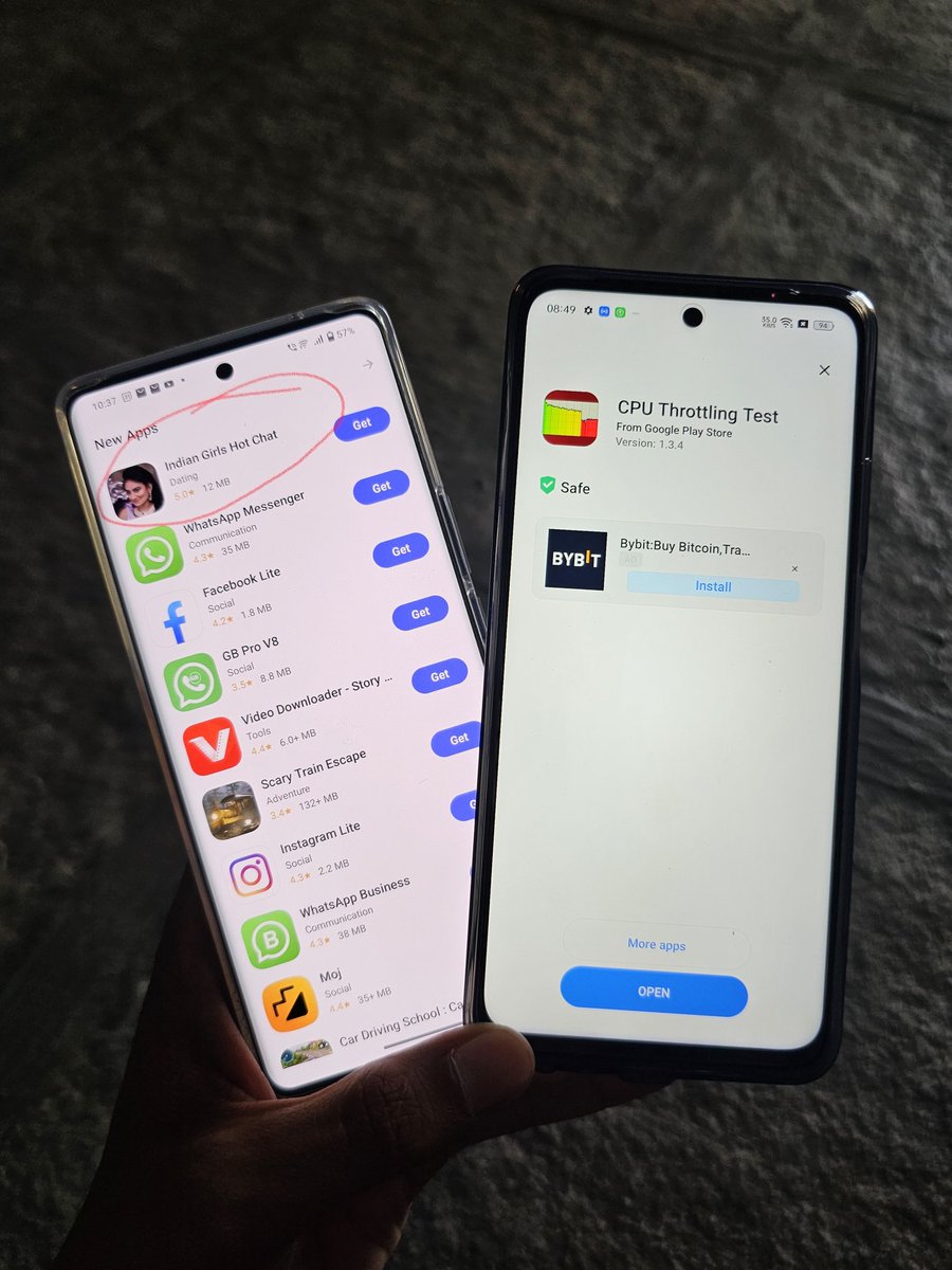 MadanGaikwad14's tweet photo. Kaha gaye voh log jab Realme UI me ads aarahe the tab Youtube ke aasman me Bijli ke tarah garaj rahe the,🤔
Ab Vivo Funtouch OS 30k ke Phone me Ads woh bhi gande gande bhare de raha tab sab shant ???? https://t.co/pZ8LJywGwH