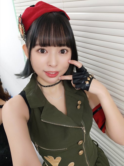 寺坂ユミ