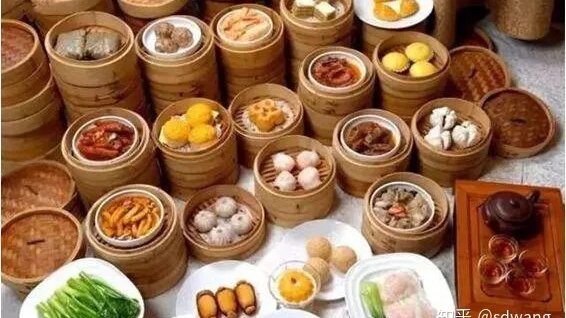 GunFlower6's tweet photo. YUM CHA! Guangdong Breakfast! I will treat YOU if you're here！😊😊😊 https://t.co/5IKYM2lLSj
