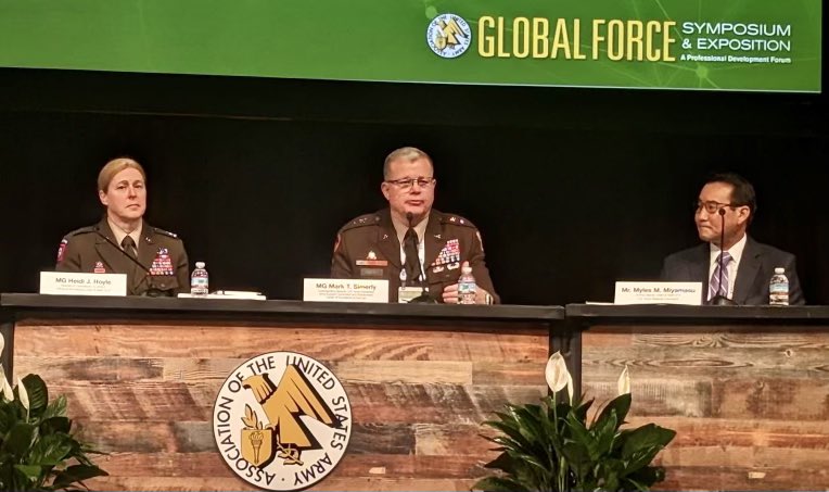 It was great to share the stage with sustainment professionals during today’s “Sustaining the Army of 2040' panel discussion at AUSA in Huntsville, Alabama today.  @TRADOC  @SCoE_CASCOM @AUSAorg  #ArmyModernization