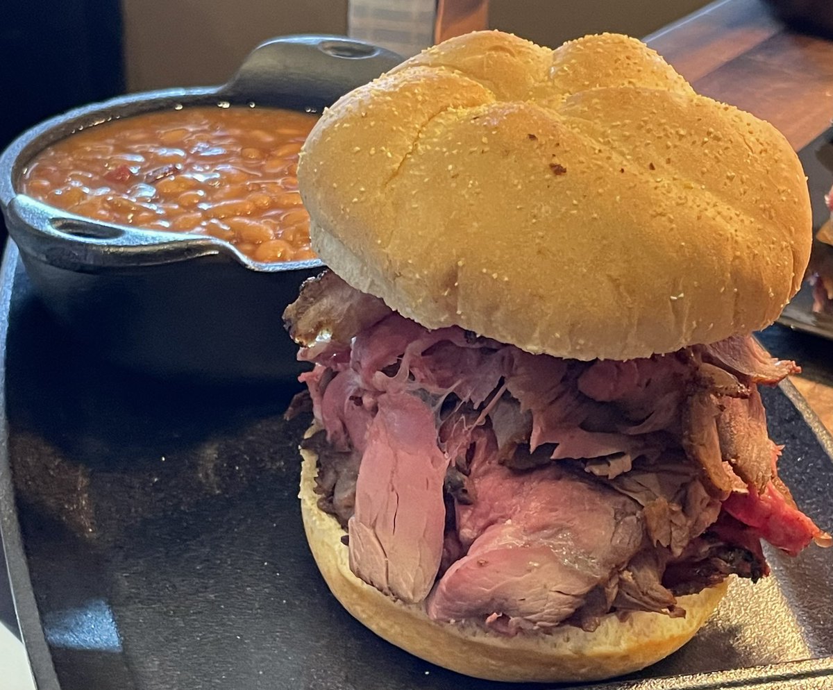 gregcarp's tweet image. New items at @Orioles games this year! A @Fanatics store, amazing food from @LevyRestaurants, and some high tech fan experiences are just a few things. Very excited to get going!