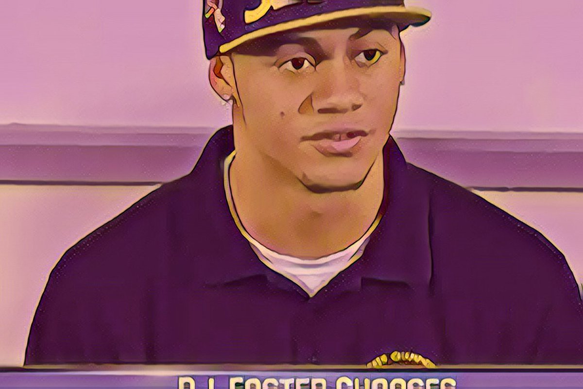 DieHardDevilASU's tweet photo. In a HS playoff game in 2011, DJ Foster (@SaguaroSUSD) ran for 508 yards and a state-record 10 TD’s against Peoria Sunrise. He committed to newly hired ASU head coach Todd Graham on January 7, 2012. #StayedTrue #SunDevilFam @TheSunDevils @ASUFootball @Saguarofootball https://t.co/d0cAPk9VWl