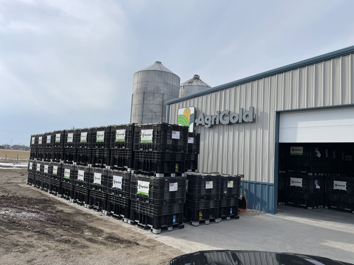 Snelson6544's tweet photo. Plant ‘23 is getting close. @AgriGold https://t.co/uuUYODPoji