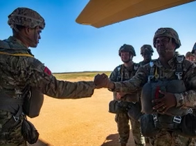 MPRAONLINE's tweet photo. For the first time in a few years, the 503rd MP Battalion conducted a Saint Michael Airborne jump & Saint Michael pendant presentation earlier this month. We appreciate SFC Tommy Brock for sending us photos from this special event!
#MPRA #MilitaryPolice #ArmyMP #USArmyMP https://t.co/4JT2BV3bKV