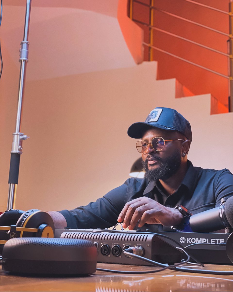 Tee-Y Mix tweet media