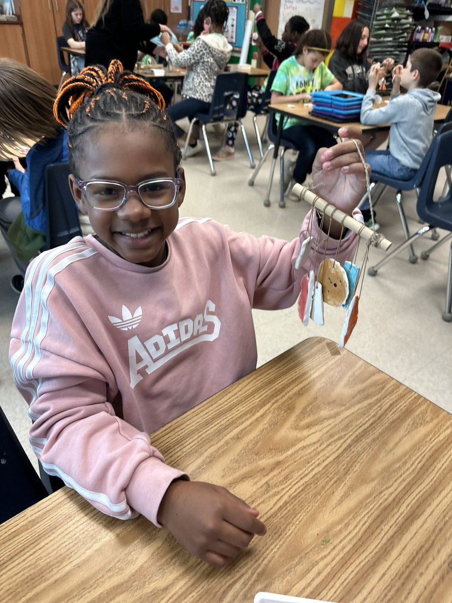 StemDayWithGray (@stemdaywithgray) on Twitter photo Got a chance to help Mrs. Ferringo’s & Mrs. VanWyke’s STEAM Club today at <a href="/AbneyElementary/">Abney Elementary</a>. Check out these handmade ceramic wind chimes the Ss finished today. They sound beautiful! #STEAM #STEMeducation #PauldingSTEM #arteducation Got a chance to help Mrs. Ferringo’s & Mrs. VanWyke’s STEAM Club today at <a href="/AbneyElementary/">Abney Elementary</a>. Check out these handmade ceramic wind chimes the Ss finished today. They sound beautiful! #STEAM #STEMeducation #PauldingSTEM #arteducation