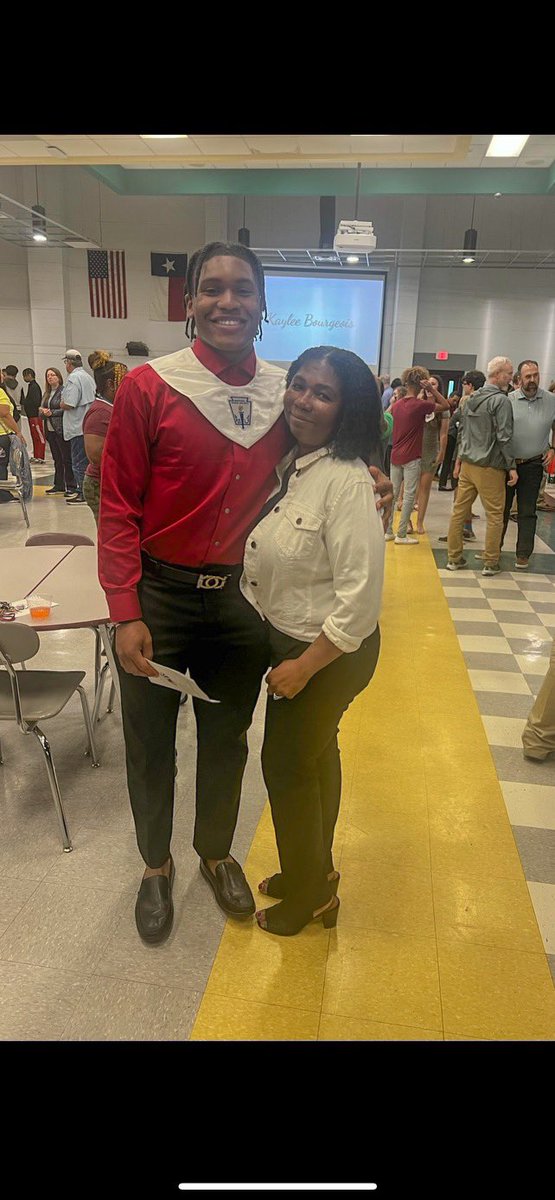 DrelonMiller tweet media