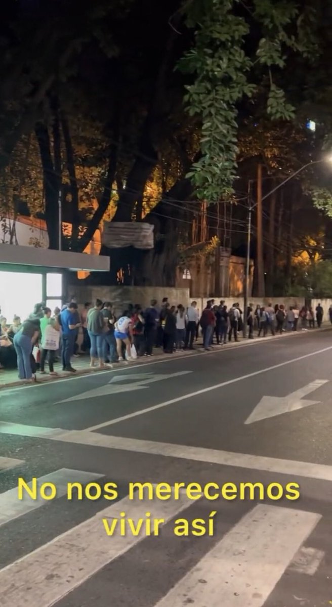 angelojeda_r's tweet photo. 800mil jóvenes podrían inclinar la balanza el 30 de abril. Sepan elegir https://t.co/hFrnovUrLz