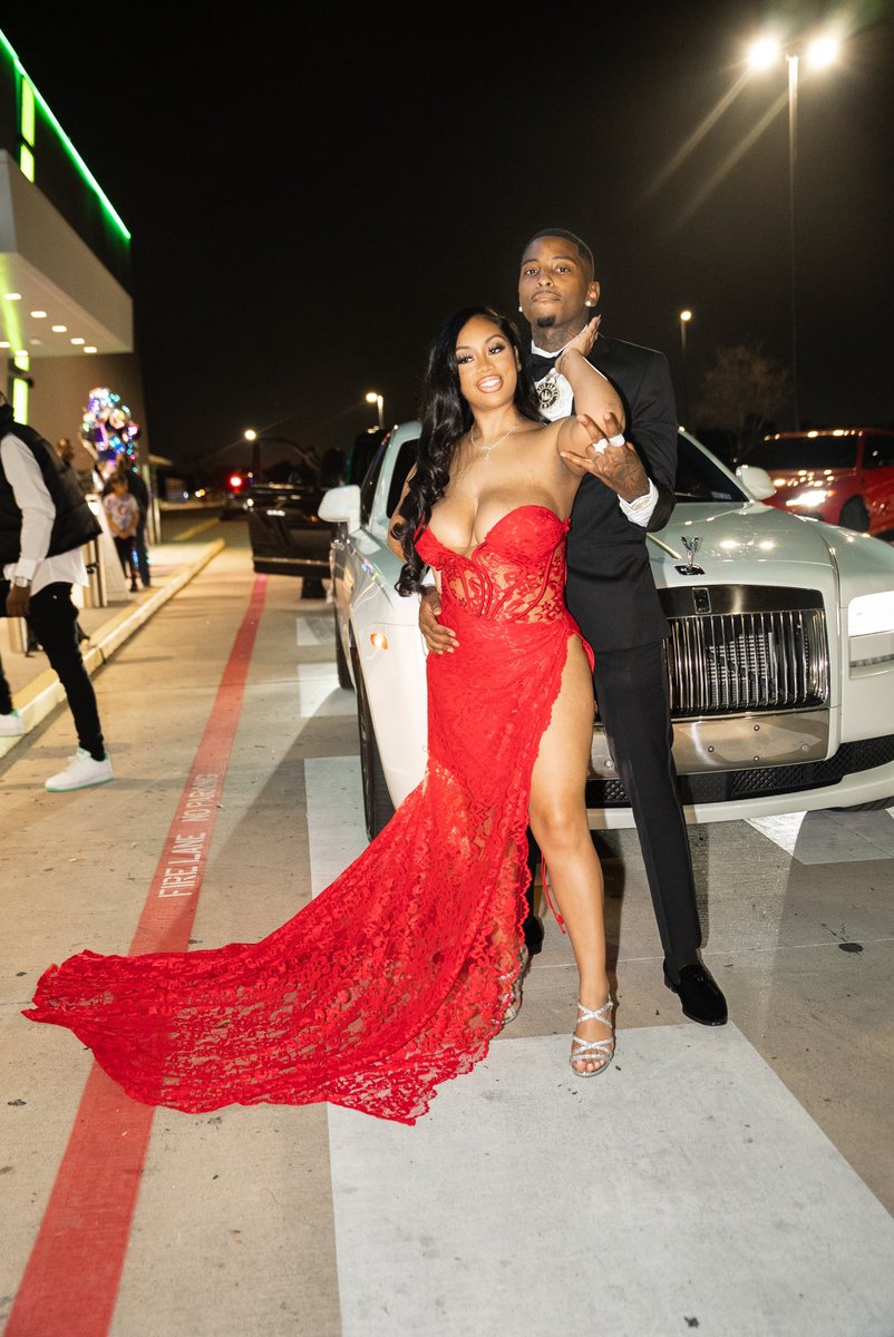 Funnymike's tweet photo. BadkidProm was lit 🔥🔥🔥🔥🔥🔥 https://t.co/Y4HIzZMkOK