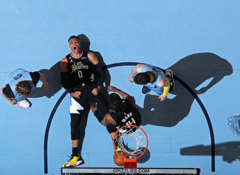 TheHoopCentral's tweet photo. RUSS…This photo. 🔥🔥🔥

(via @LAClippers) https://t.co/oi7JIgjIxP