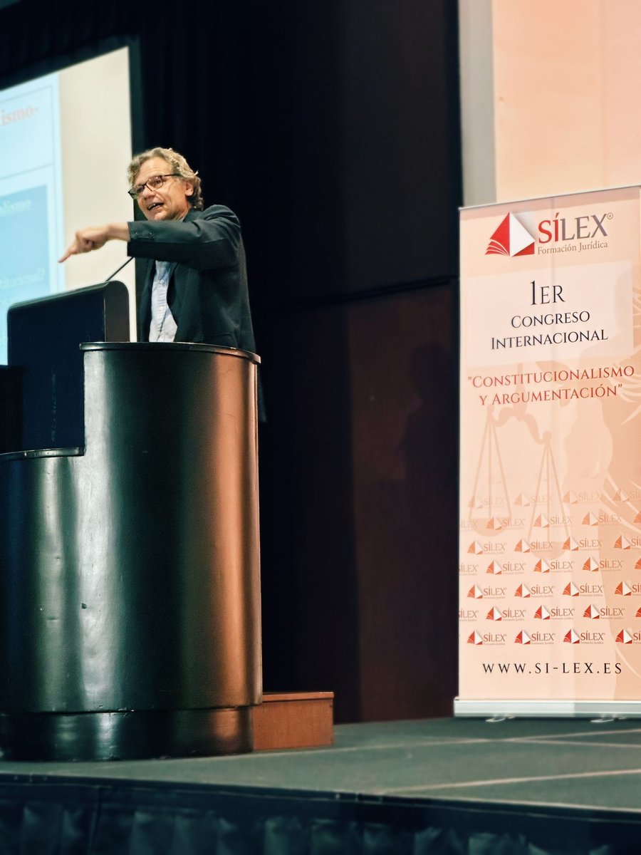 "Restaurar la democracia requiere de la conversación entre iguales; pero no un discurso en torno a interrogantes que respondan a un “sí” o un “no”, sino en torno a un diálogo auténtico" (<a href="/Rgargarella/">roberto gargarella</a>)