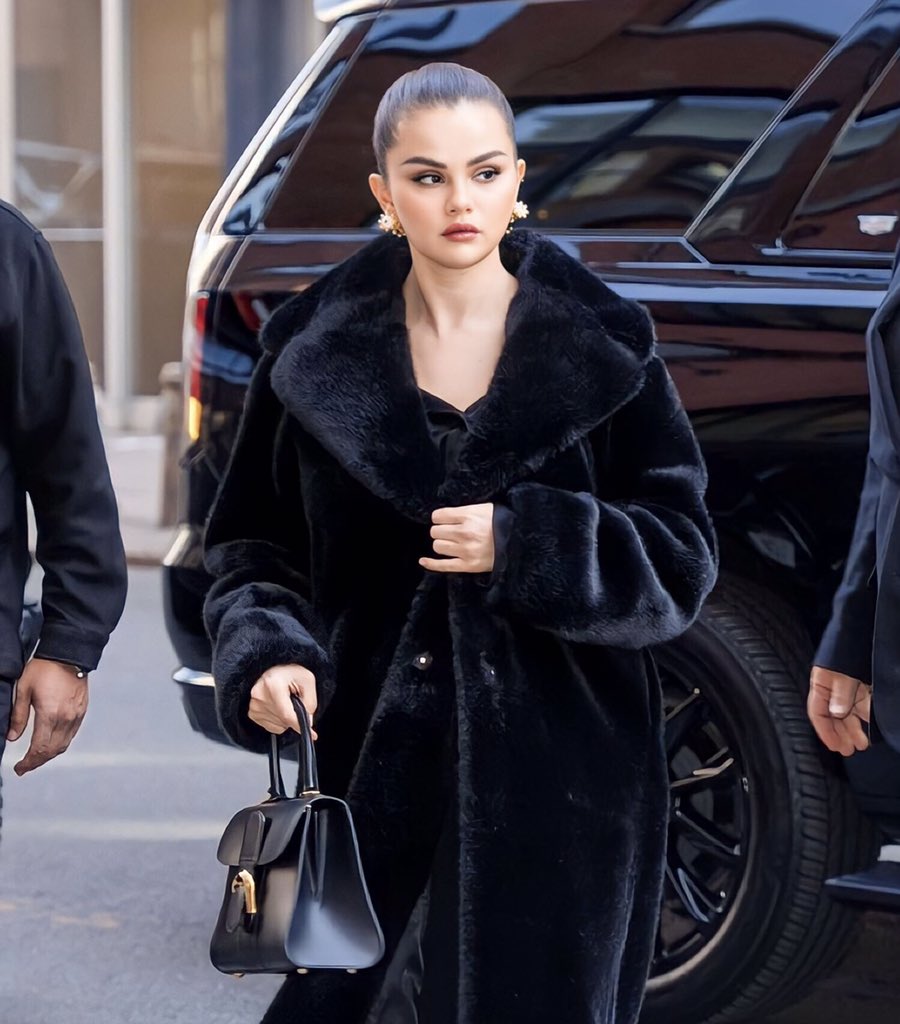 selena gomez.