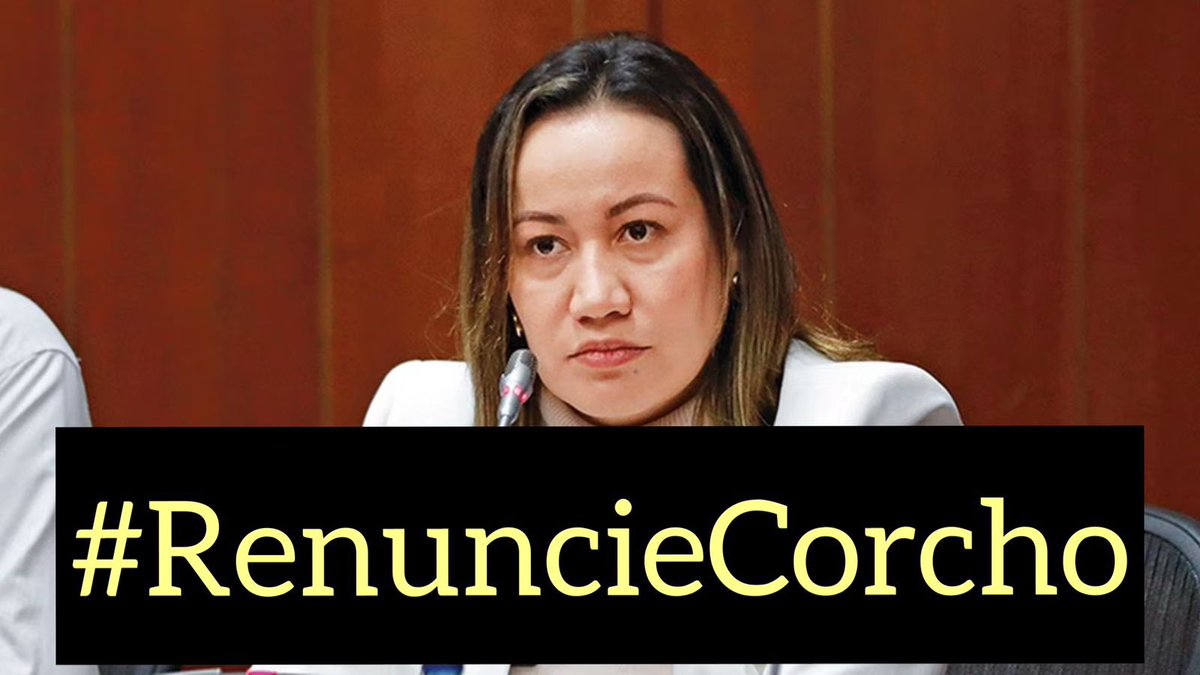 #RenuncieCorcho 
Una activista que desde pandemia desconocíó los logros del Ministro Ruiz. Que gracias a Dios no la manejó ella, porque nos deja morir a todos.
Qué llegó a destruir el sistema de salud y las EPSs, sin consultarle a nadie, sin oír al pueblo, sin importarle nada.