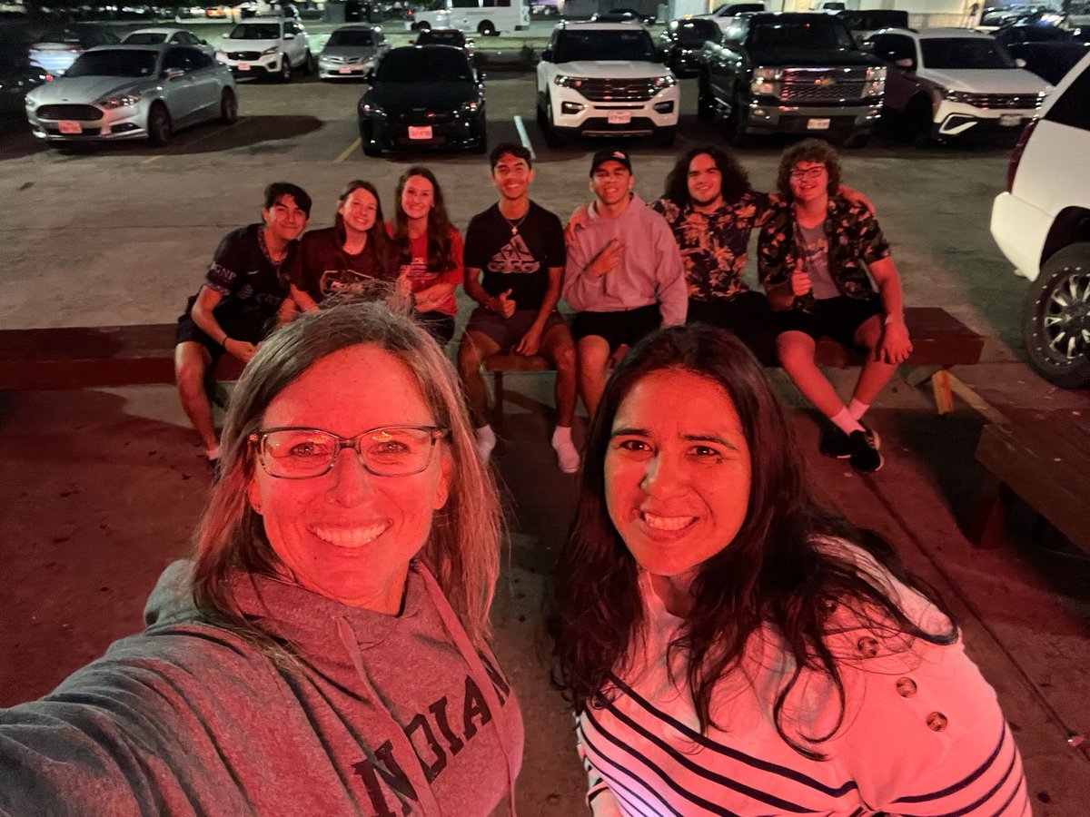 ClassesEvhs's tweet photo. STATE BOUND! https://t.co/51b2cdZ0o3
