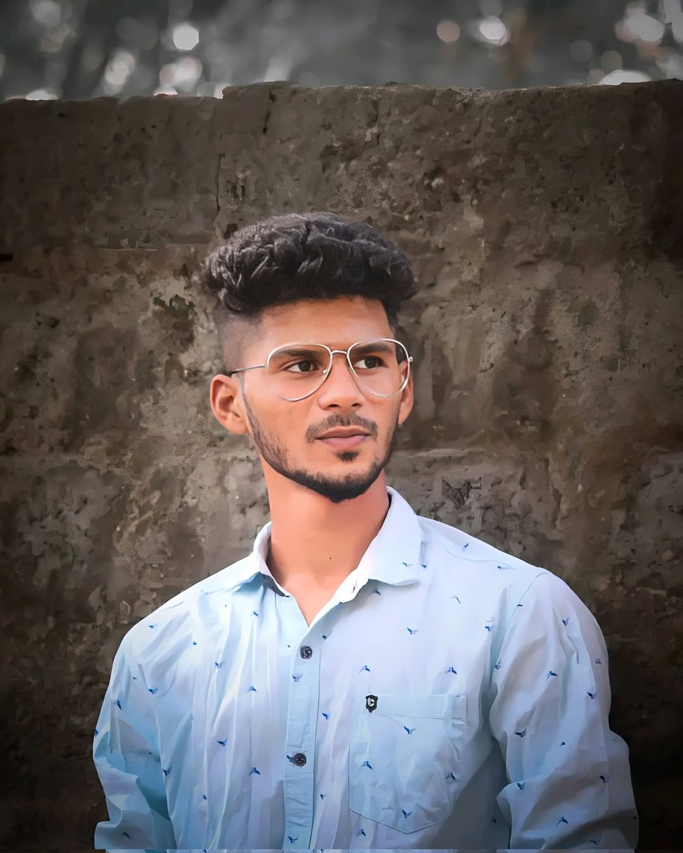 Praveenrajput_a's tweet image. LIFE IS SHORT"

So BREAK your silly egos.
 FORGIVE quickly, BELIEVE slowly.
 LOVE truly, LAUGH loudly and

NEVER AVOID anything that

MAKES YOU SMILE.

#praveenrajput  #pr7 @praveenrajput_a
#malemodelscene #malemodeling #malemodels #mensyoutubers #mensfashion #mensadvice #tiktokd