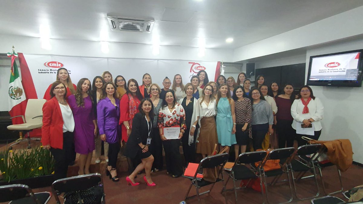 muliv_oficial's tweet photo. 👩🏻‍💼 “2º Encuentro de Mujeres Construyendo”, organizado por @CMIC_CDMX, para conmemorar el #8M, #MesDeLaMujer. 

@marielzuniga_ @marisolbelo80 @marcelaheiz @laurazg_AMPI @Lorenamercadoa1 @avaldesk1 @EgresaTec https://t.co/Ifq6K53dSP
