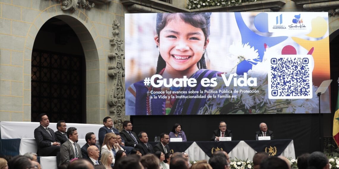 GTNewsAgency's tweet photo. Guatemala Celebrates Its First Year as the Pro-Life Capital of Ibero-America
The Government of Guatemala informed about the programs implemented to protect life and the family.
https://t.co/7JetFD7iO3
#GovernmentOfGuatemala #GtNews #News #Guatemala #ProLifeNation #GuateIsLife https://t.co/AScdcv1mN1