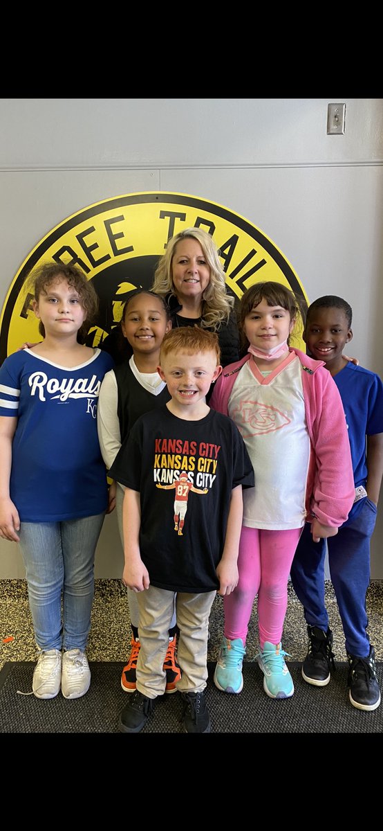 Jen Shust tweet media