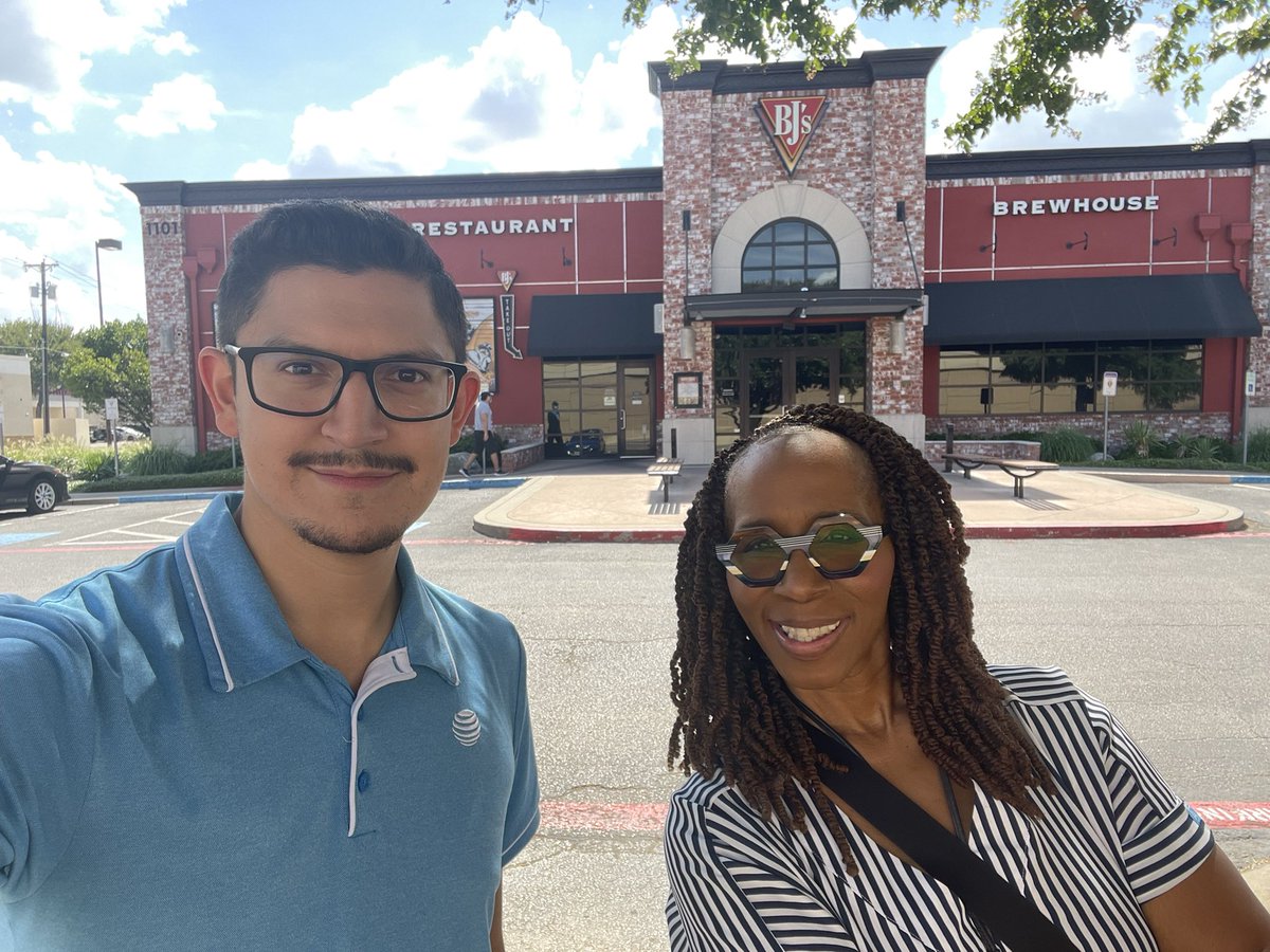 Michael Mandujano tweet media