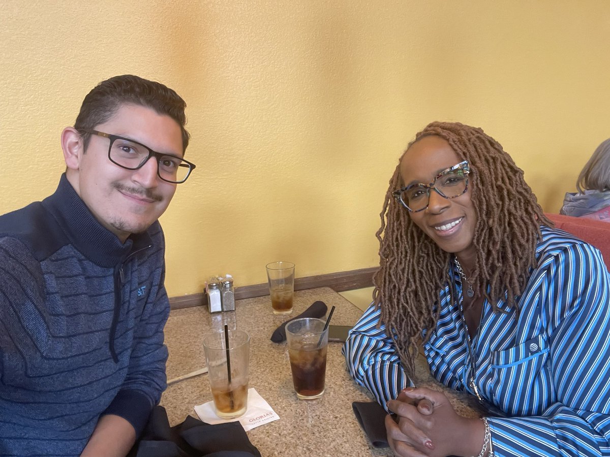 Michael Mandujano tweet media