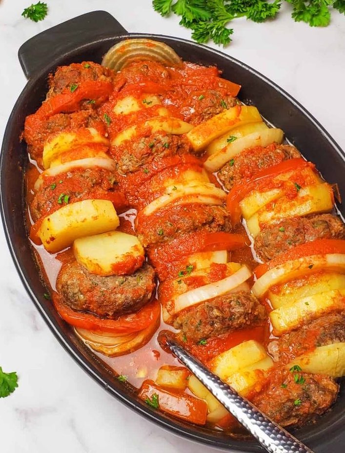 trend_foodh's tweet photo. ثريد  

وصفات ( فطور وسحور )  سهله و منوعة ولذيذه 🌃🍽️ https://t.co/cHKtMFxR8B
