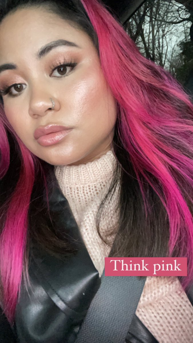 vbmua's tweet photo. @MissGinaDarling Pink or grey 👀 https://t.co/vj9ZyNLl6R